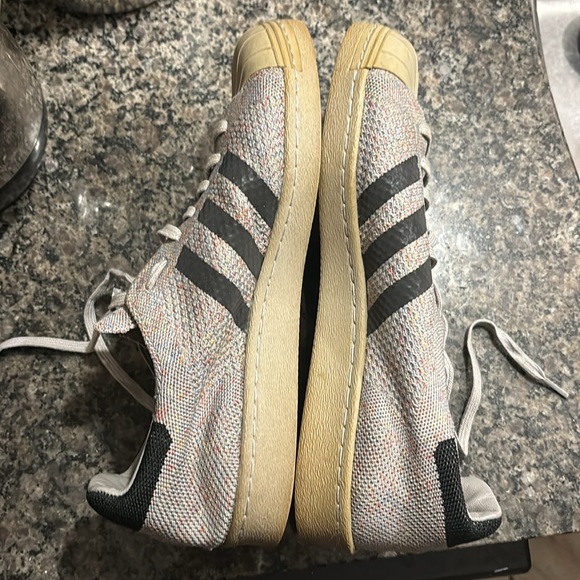 Men’s primeknit boost Adidas sneakers - Picture 8 of 11